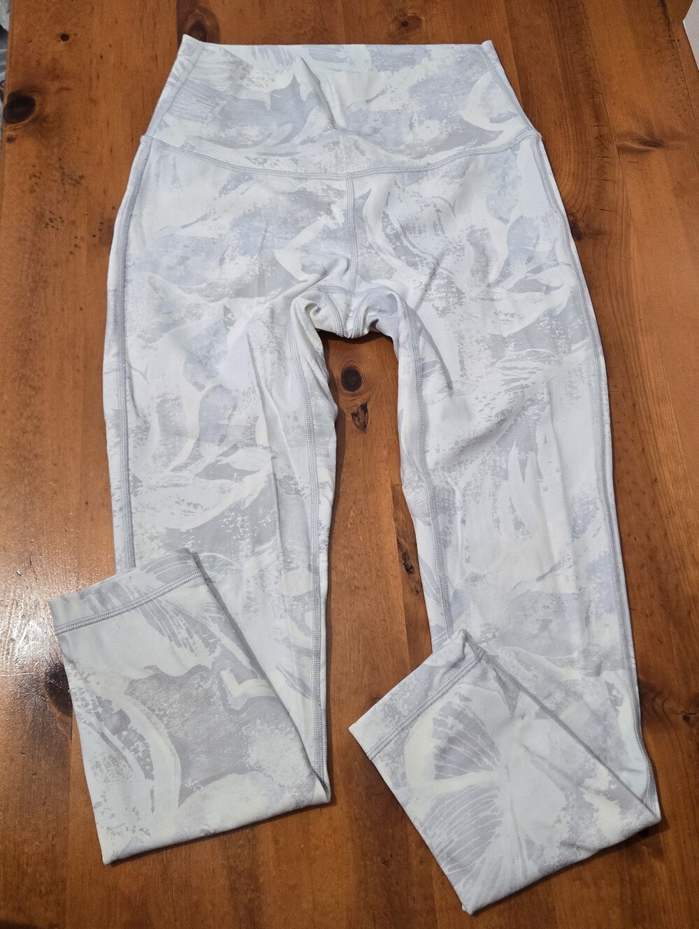 Lululemon Wunder Under High-Rise Tight 25" *Full-On Luxtreme Size 6